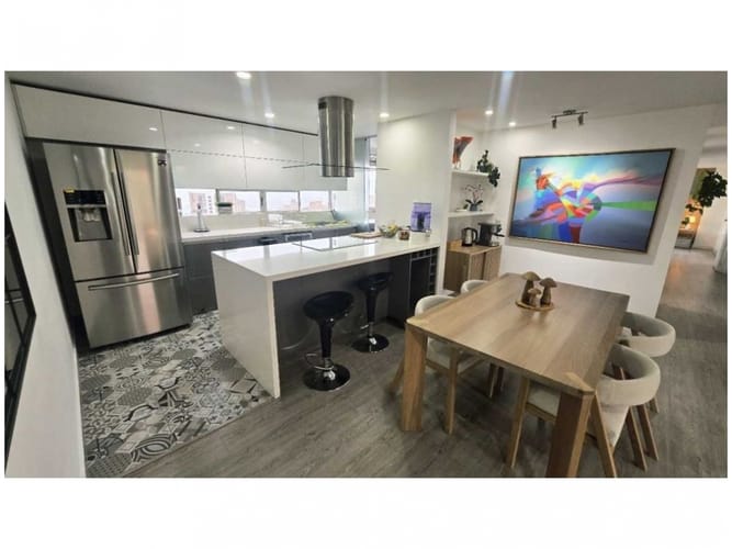 Apartamento en venta en Los Naranjos, Medellín · foto 7 de 16