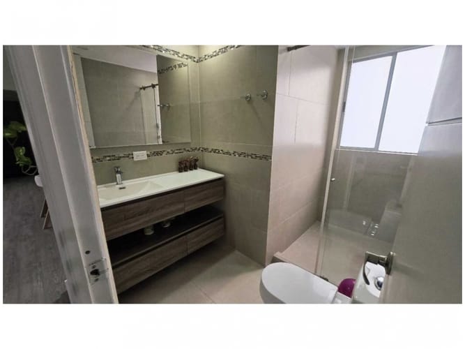 Apartamento en venta en Los Naranjos, Medellín · foto 10 de 16
