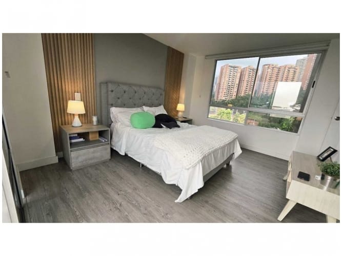 Apartamento en venta en Los Naranjos, Medellín · foto 12 de 16