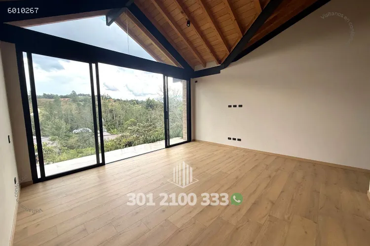 Casa de 3 alcobas en venta en Pantanillo, El Retiro, 371 m² · foto 9 de 24