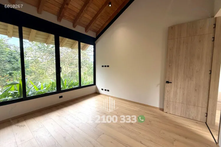 Casa de 3 alcobas en venta en Pantanillo, El Retiro, 371 m² · foto 14 de 24