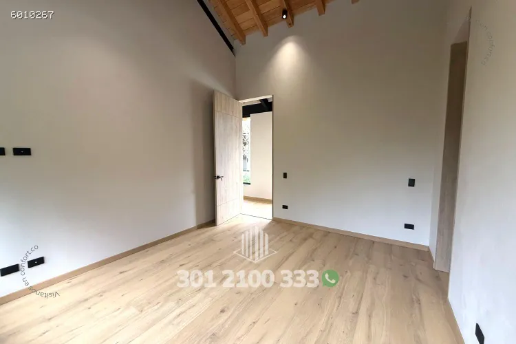 Casa de 3 alcobas en venta en Pantanillo, El Retiro, 371 m² · foto 19 de 24