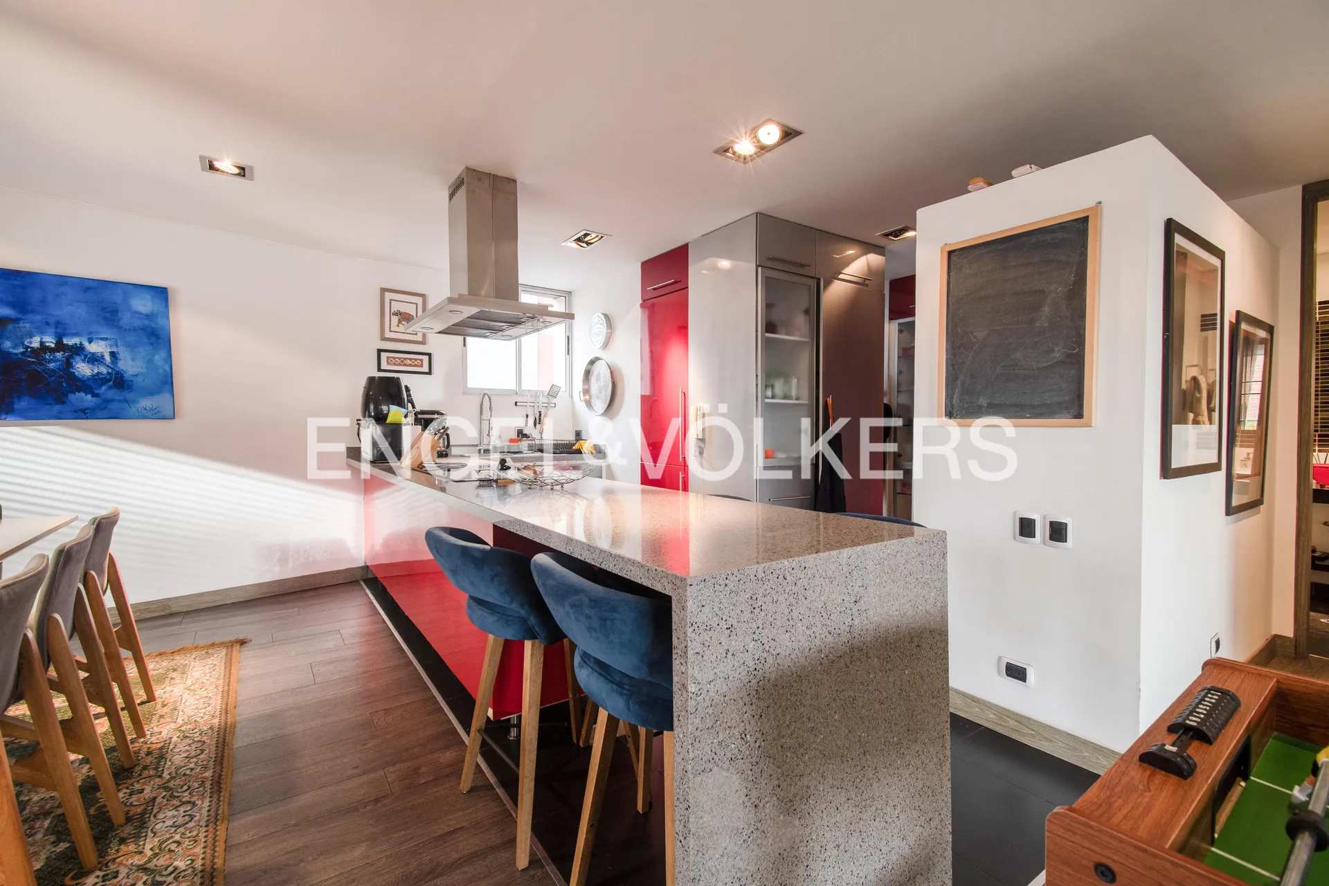 Apartamento en venta en Los Rosales, Bogotá · foto 7 de 18