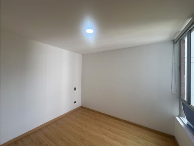 Apartamento de 3 alcobas en arriendo en Loma Del Indio, Medellín, 77 m² · foto 12 de 13