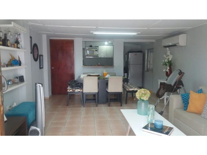 Casa de 16 alcobas en venta en Manga, Cartagena, 1892 m² · foto 4 de 24