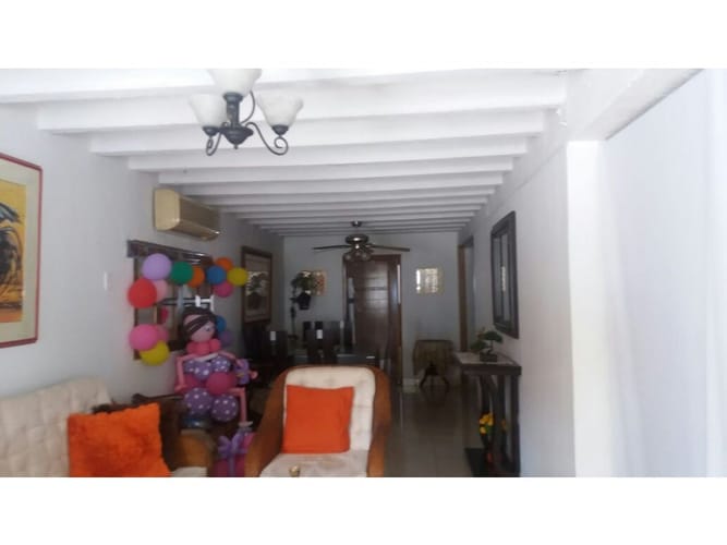 Casa de 16 alcobas en venta en Manga, Cartagena, 1892 m² · foto 10 de 24