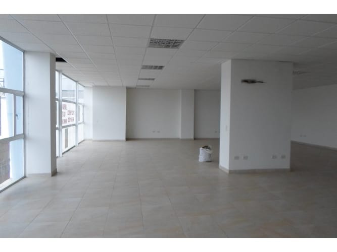 Oficina en venta en El Bosque, Cartagena, 160 m² · foto 6 de 10