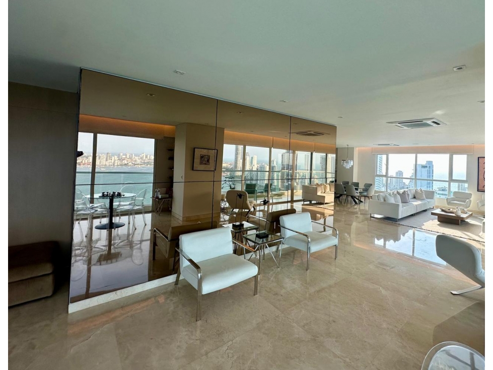 Apartamento en venta en Castillogrande, Cartagena · foto 3 de 16