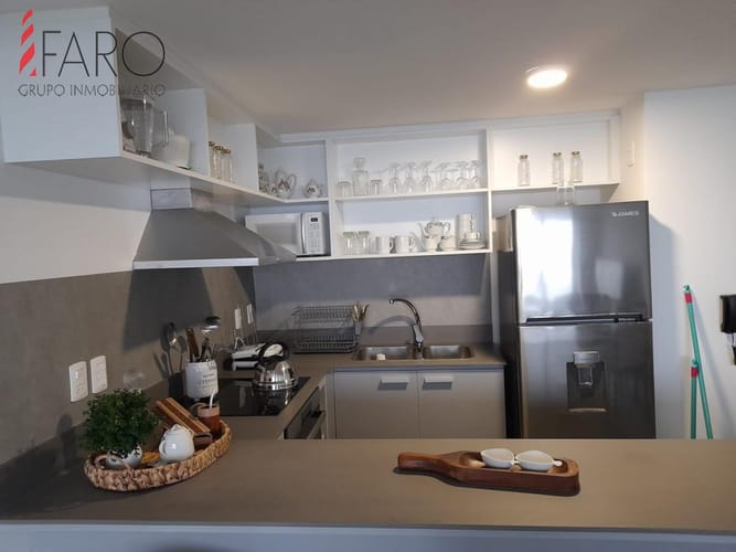 Apartamento en piso alto con hermosa vista a la mansa · Foto 7