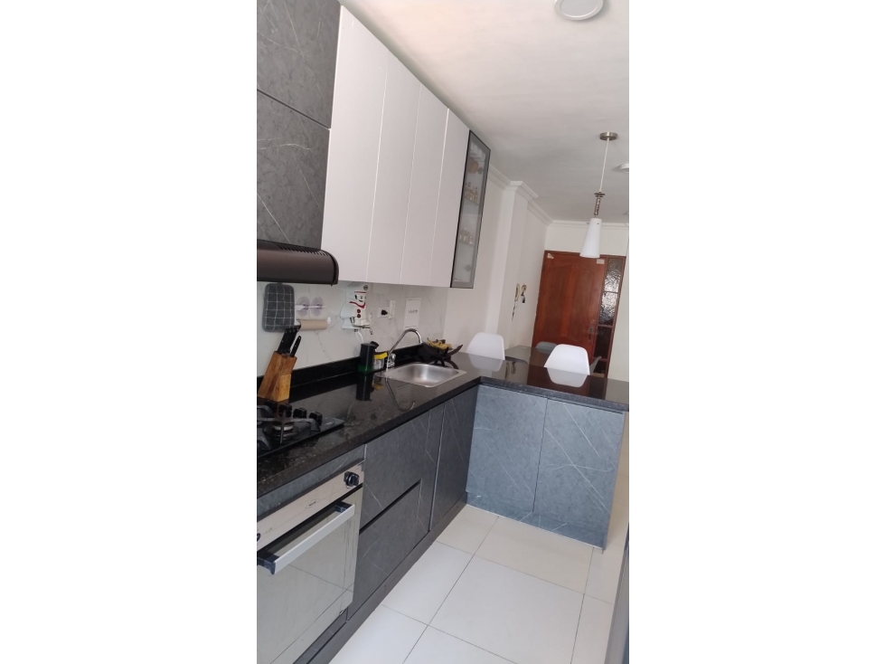 Apartamento en venta en El Recreo, Cartagena · foto 8 de 11