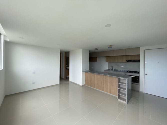 Apartamento de 2 alcobas en venta en La Macarena, Rionegro, 51 m² · foto 2 de 24