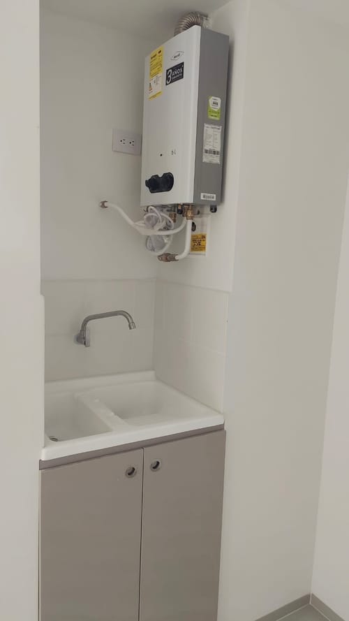 Apartamento de 2 alcobas en venta en La Macarena, Rionegro, 51 m² · foto 12 de 24