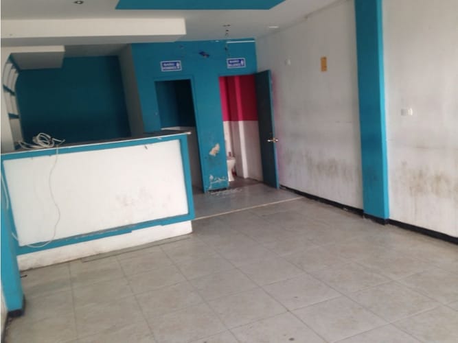 Local en venta en La Concepcion, Cartagena, 36 m² · foto 2 de 10