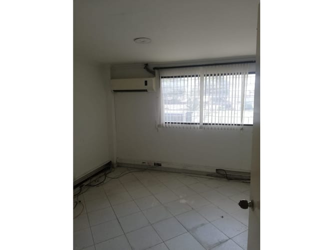 Bodega en venta en El Bosque, Cartagena, 2240 m² · foto 6 de 24