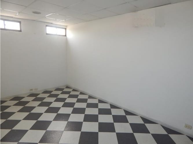 Oficina en venta en El Bosque, Cartagena, 53 m² · foto 4 de 10