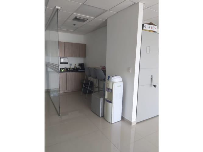 Oficina en venta en Villa Country, Barranquilla, 238 m² · foto 6 de 12