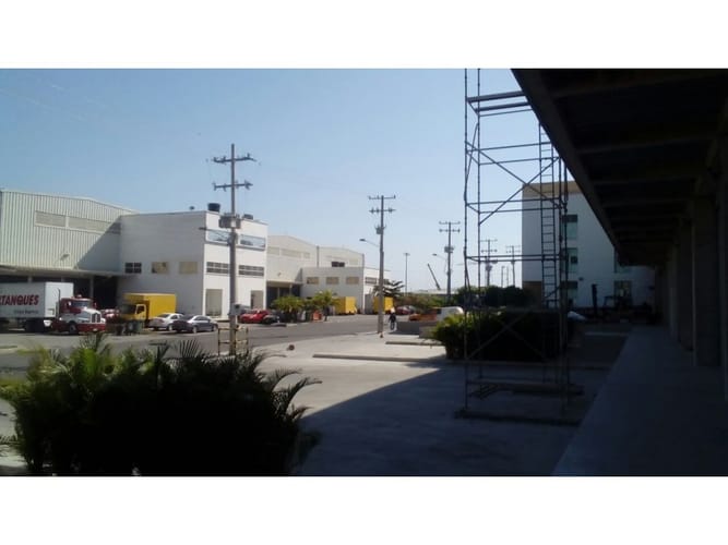 Bodega en venta en Mamonal, Cartagena, 2369 m² · foto 3 de 13