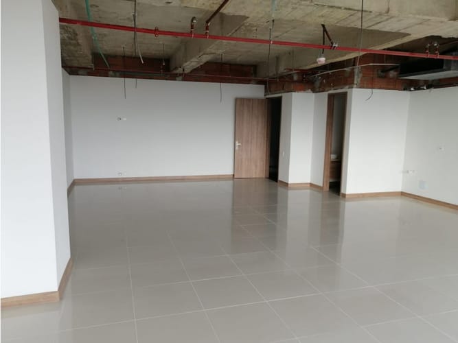 Oficina en venta en El Bosque, Cartagena, 80 m² · foto 2 de 10