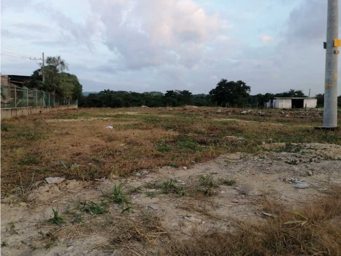 Lote en venta en Mamonal, Cartagena, 3600 m² · foto 4 de 9