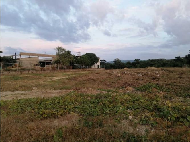 Lote en venta en Mamonal, Cartagena, 3600 m² · foto 5 de 9