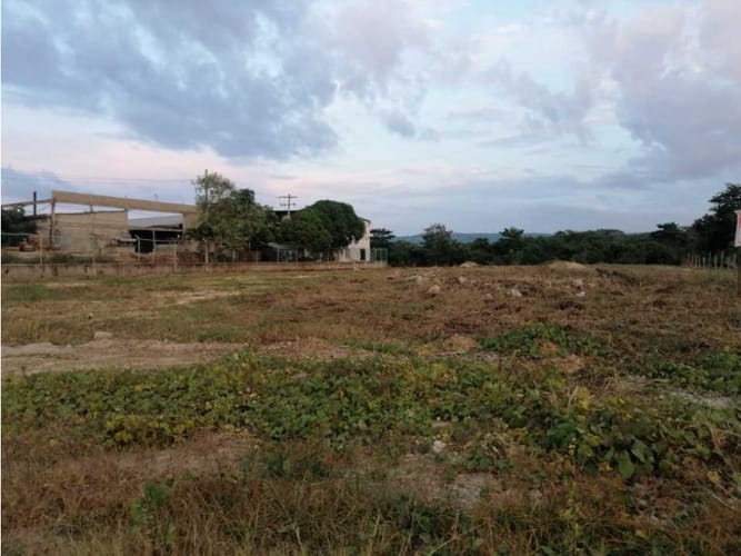 Lote en venta en Mamonal, Cartagena, 3600 m² · foto 8 de 9