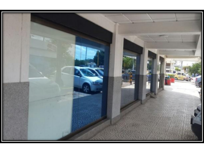 Local en venta en El Bosque, Cartagena, 245 m² · foto 2 de 10