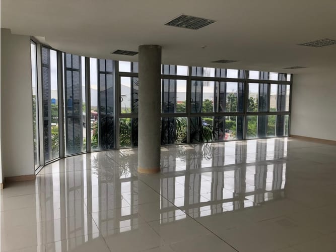 Oficina en venta en Mamonal, Cartagena, 100 m² · foto 4 de 8