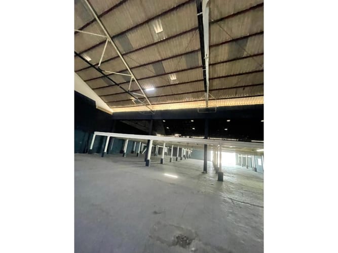 Bodega en arriendo en Pie De La Popa, Cartagena, 4000 m² · foto 15 de 20