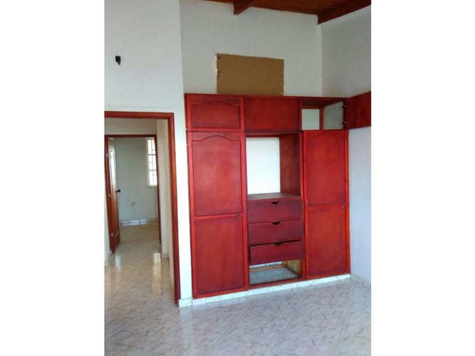 Casa de 8 alcobas en venta en El Socorro, Cartagena, 240 m² · foto 8 de 14