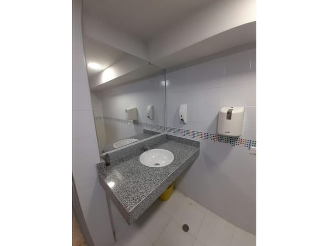 Edificio en venta en El Centro, Cartagena, 4940 m² · foto 21 de 24