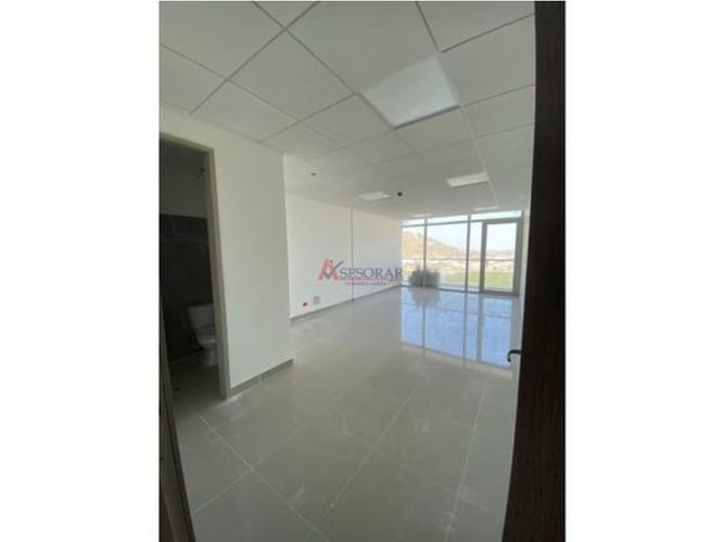 Oficina en venta en Manga, Cartagena, 40 m² · foto 2 de 4