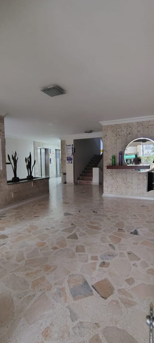 Apartamento de 2 alcobas en venta en Cabecera Del Llano, Bucaramanga, 109 m² · foto 3 de 18