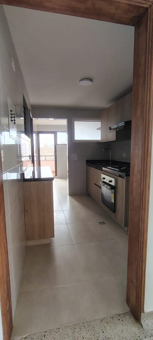 Apartamento de 2 alcobas en venta en Cabecera Del Llano, Bucaramanga, 109 m² · foto 5 de 18