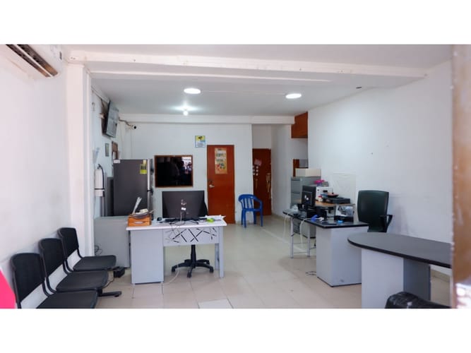 Bodega en venta en San Isidro, Cartagena, 427 m² · foto 2 de 17
