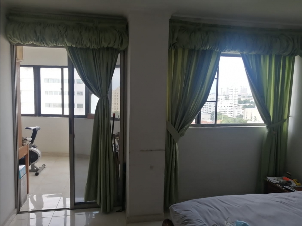 Apartamento en venta en Manga, Cartagena · foto 6 de 9