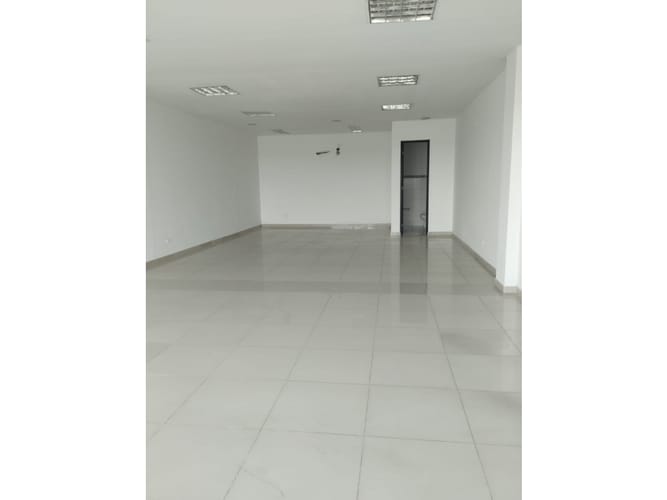 Oficina en arriendo en Mamonal, Cartagena, 42 m² · foto 4 de 11
