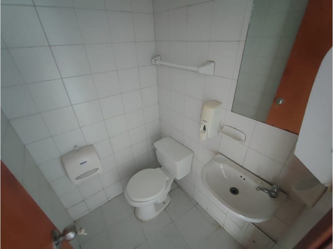 Oficina en arriendo en Santa Lucia, Cartagena, 38 m² · foto 5 de 5