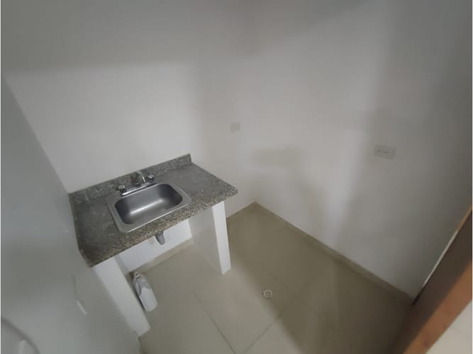 Local en arriendo en Santa Lucia, Cartagena, 103 m² · foto 5 de 6