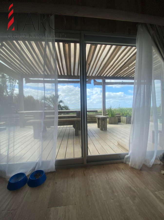Casa en venta en Punta Piedras