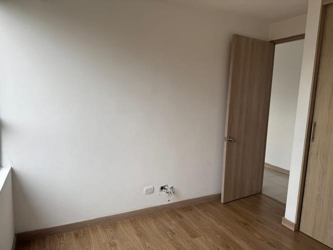 Apartamento de 2 alcobas en arriendo en El Poblado, Medellín, 102 m² · foto 11 de 19