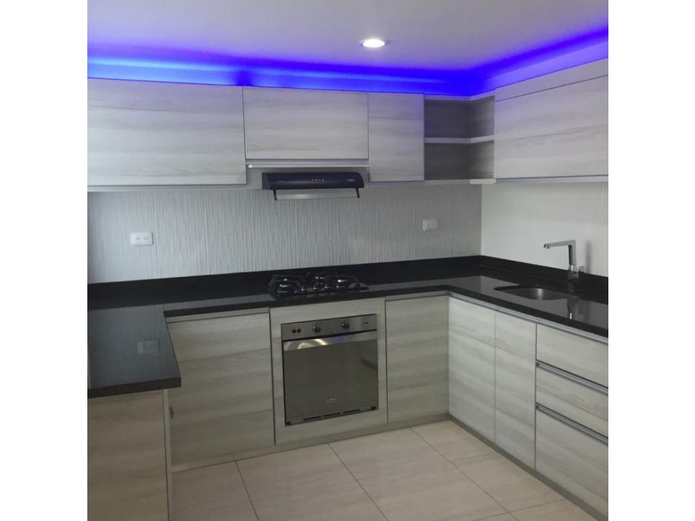 Apartamento en venta en El Laguito, Cartagena · foto 4 de 12