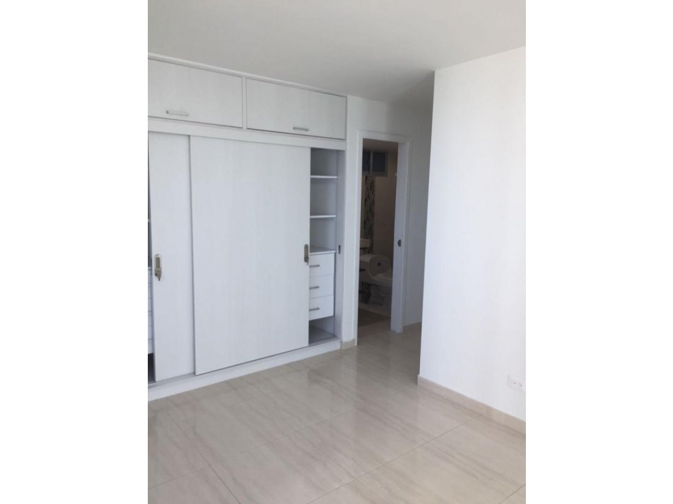 Apartamento en venta en El Laguito, Cartagena · foto 5 de 12