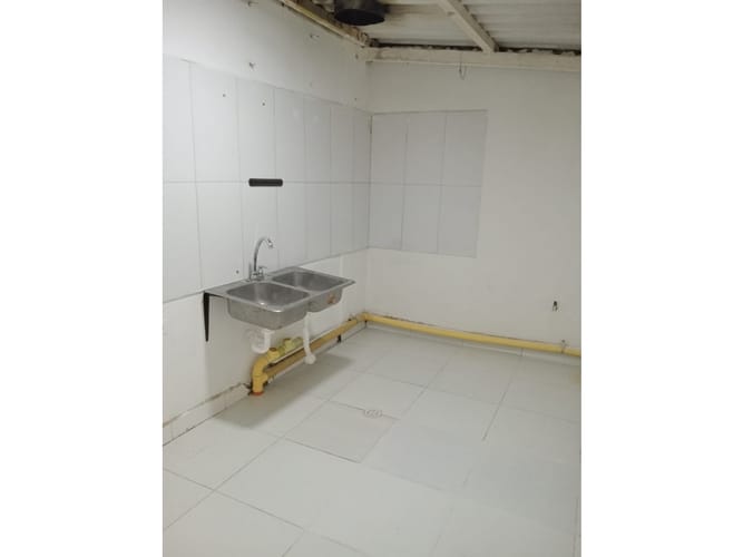 Local en venta en Blas De Lezo, Cartagena, 58 m² · foto 8 de 13