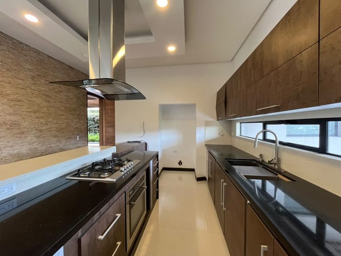 Casa de 3 alcobas en venta en El Retiro, 412 m² · foto 5 de 20
