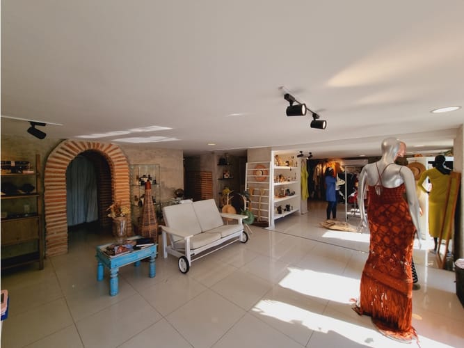 Local en venta en El Centro, Cartagena, 109 m² · foto 2 de 14