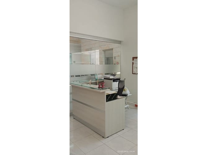 Oficina en arriendo en Bocagrande, Cartagena, 48 m² · foto 2 de 10