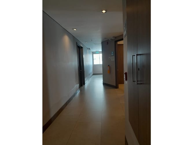 Oficina en arriendo en Bocagrande, Cartagena, 50 m² · foto 2 de 13