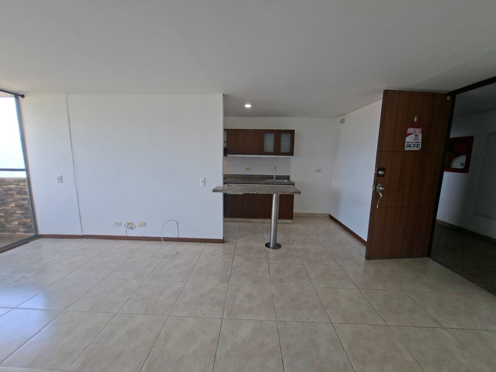 Apartamento en arriendo en La Ferreria, La Estrella · foto 3 de 24