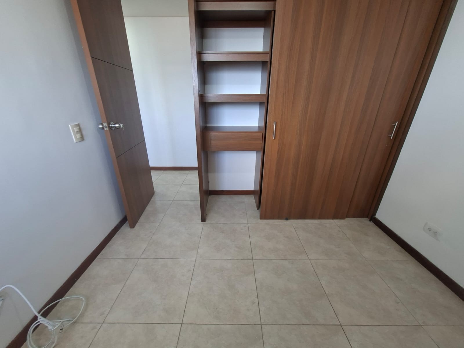 Apartamento en arriendo en La Ferreria, La Estrella · foto 17 de 24