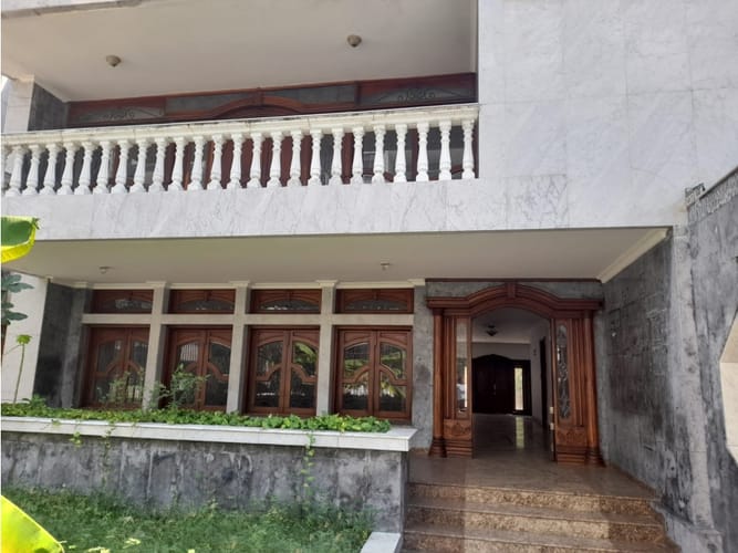 Casa de 10 alcobas en arriendo en Manga, Cartagena, 600 m² · foto 3 de 19